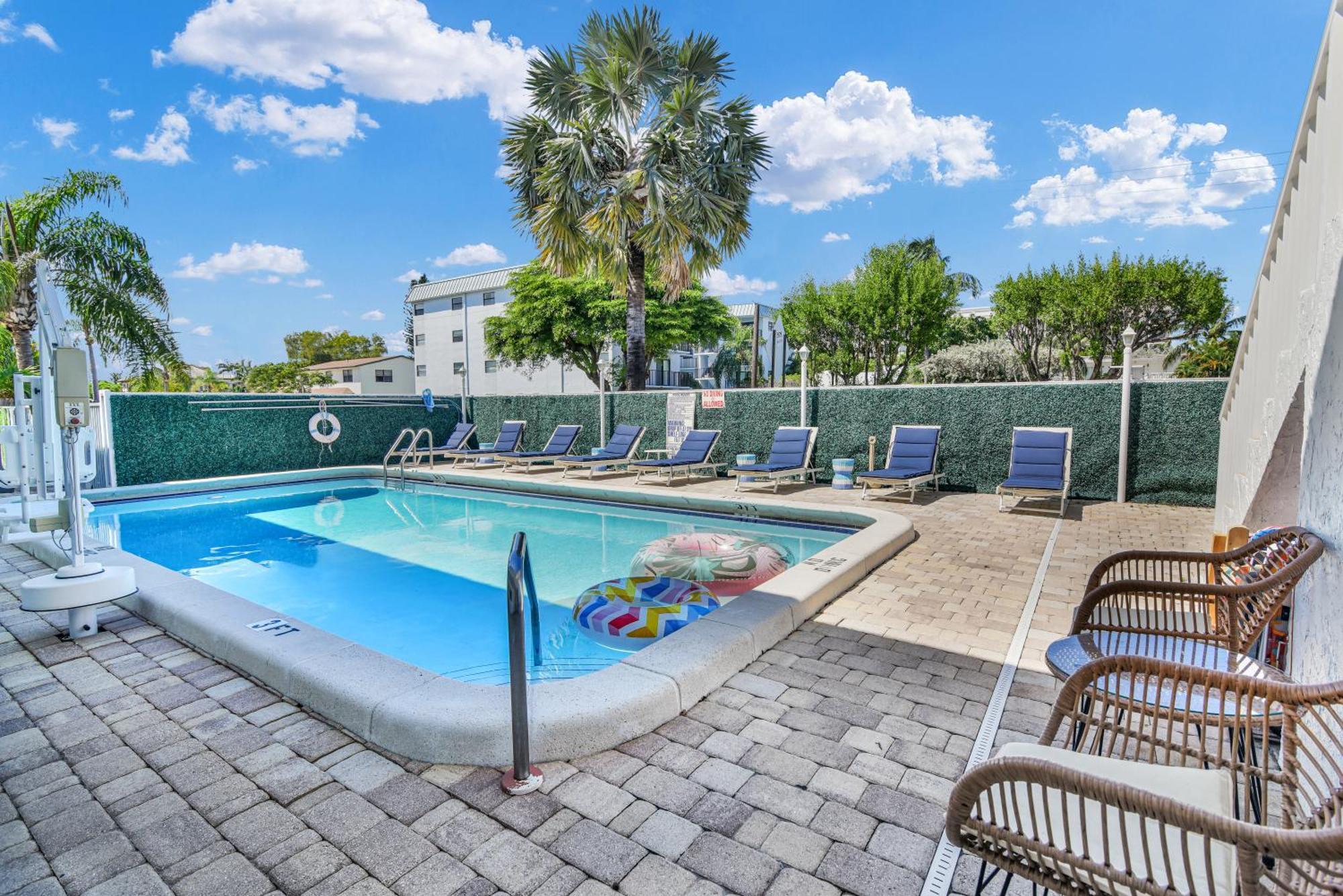 The Shores Hotel Deerfield Beach Bagian luar foto