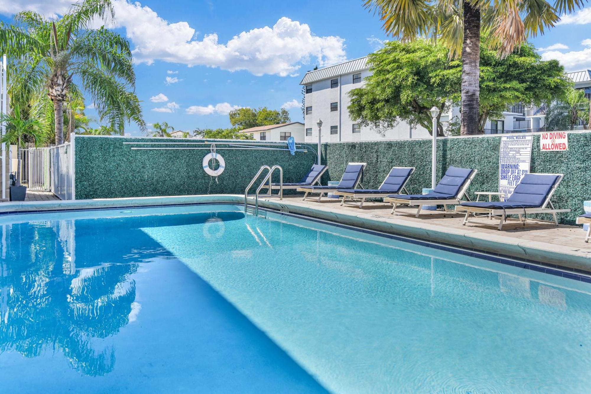 The Shores Hotel Deerfield Beach Bagian luar foto